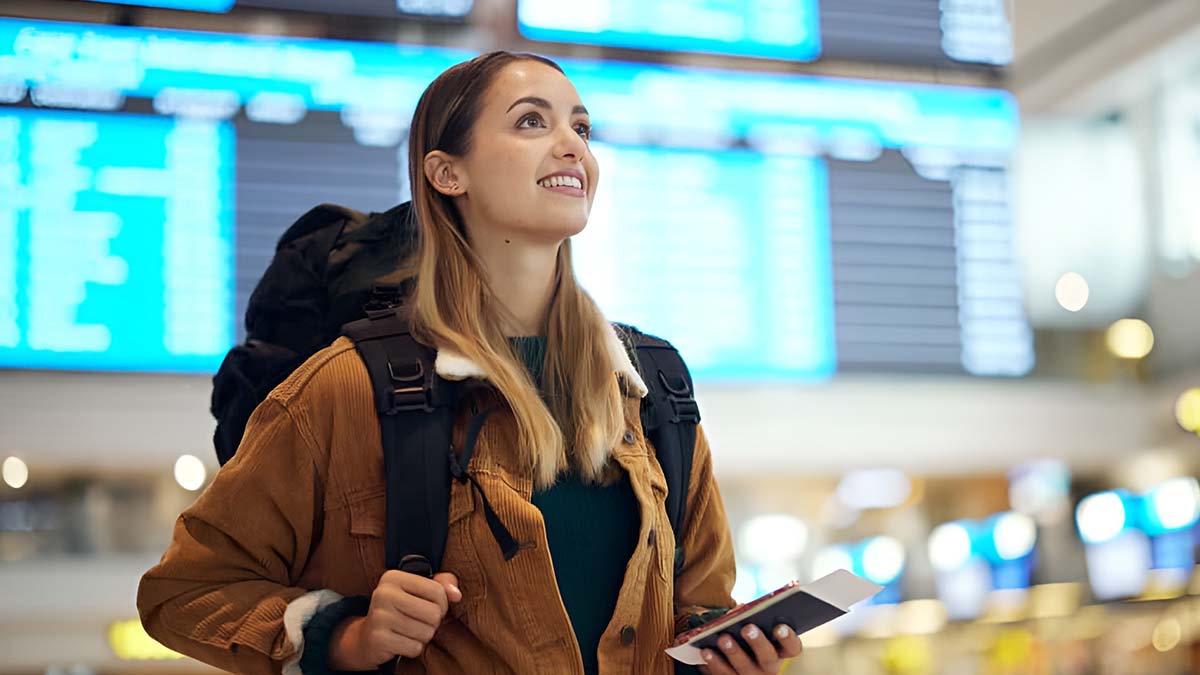 Best Travel Credit Cards in USA 2025 | Earn Miles, Hotel Perks & Premium Rewards